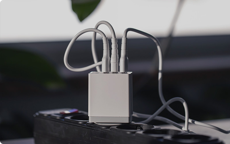 電源